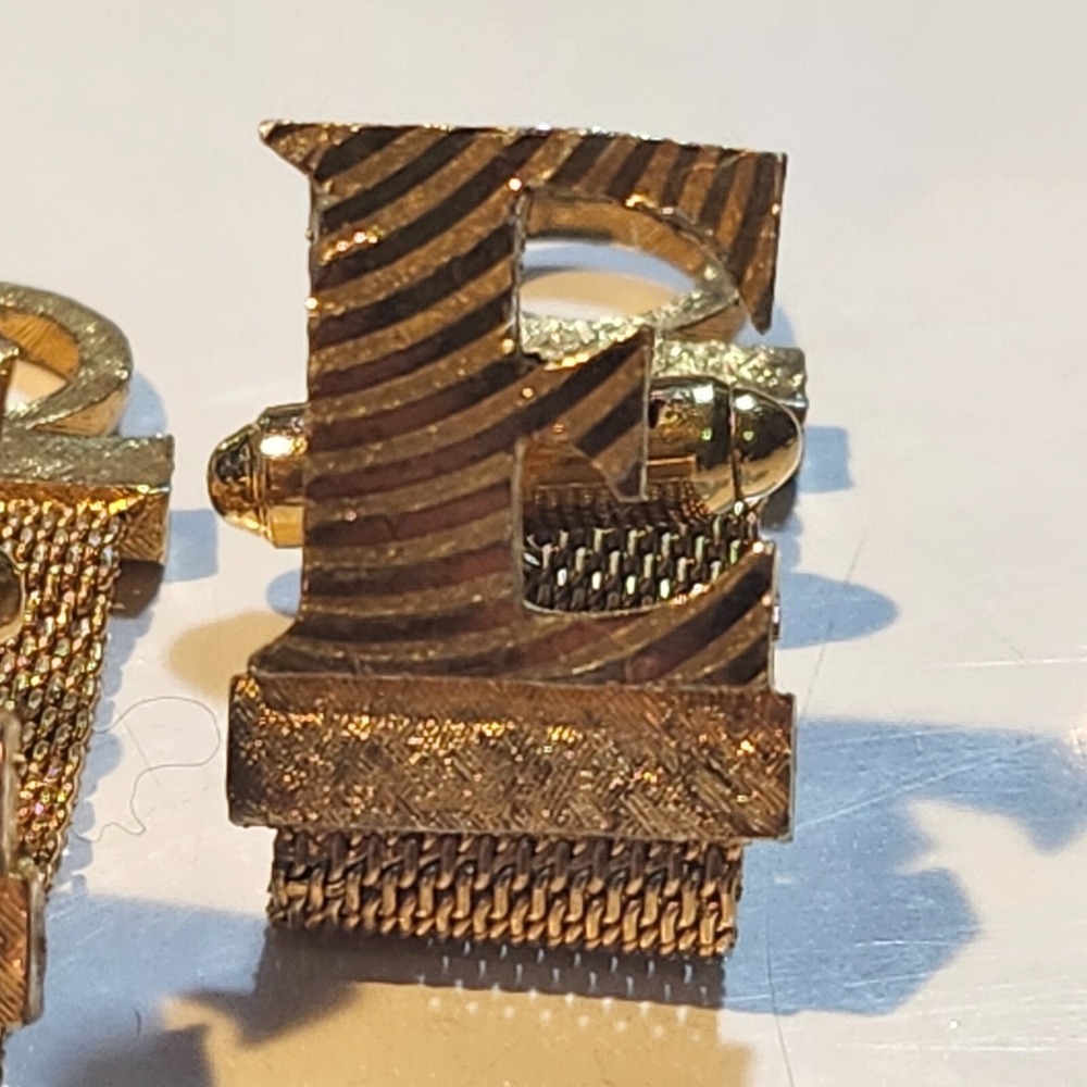 Vintage Dante Letter "E" Signed Gold Tone Cuff Links - Picture 4 of 10